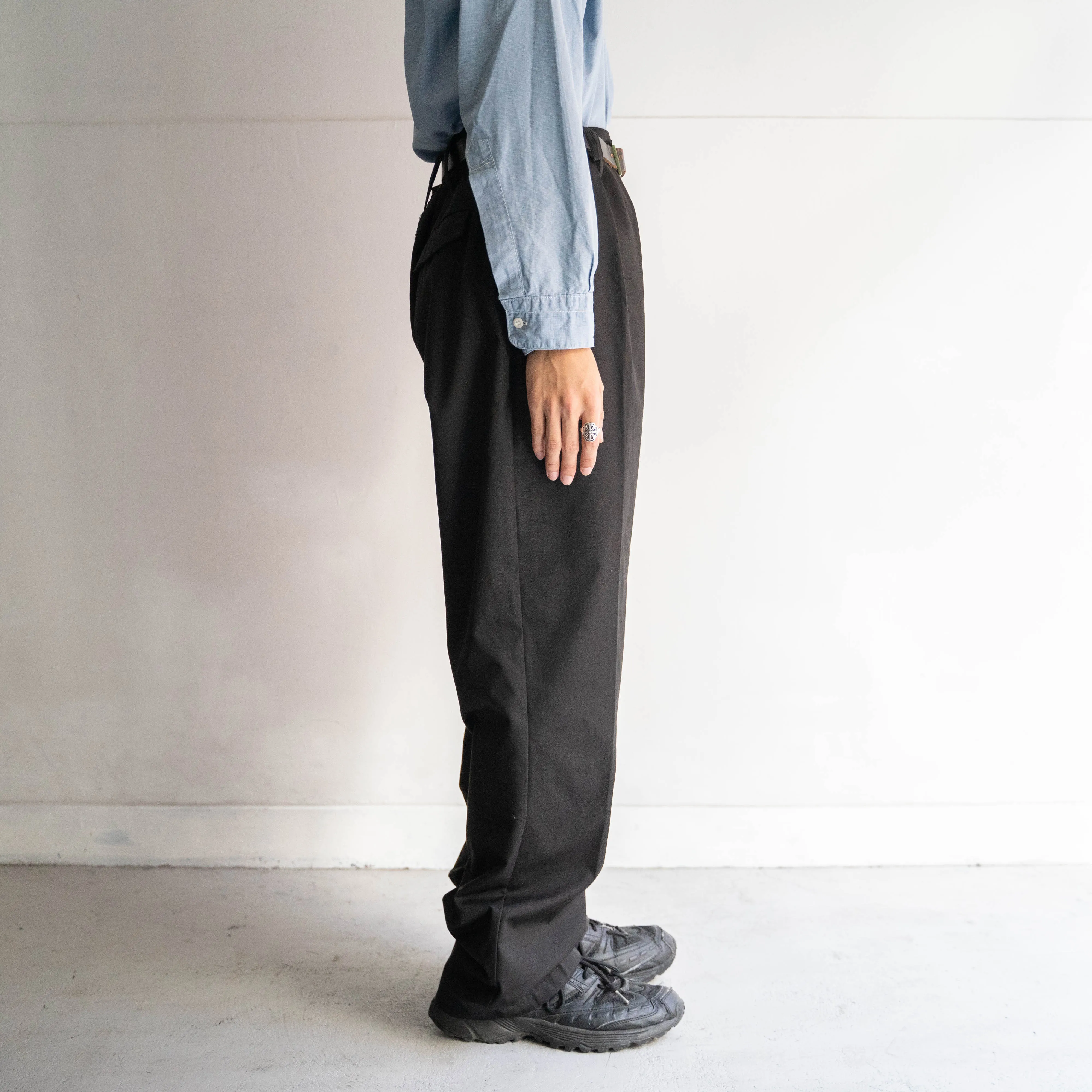 2000s Romanian military black color chino slacks