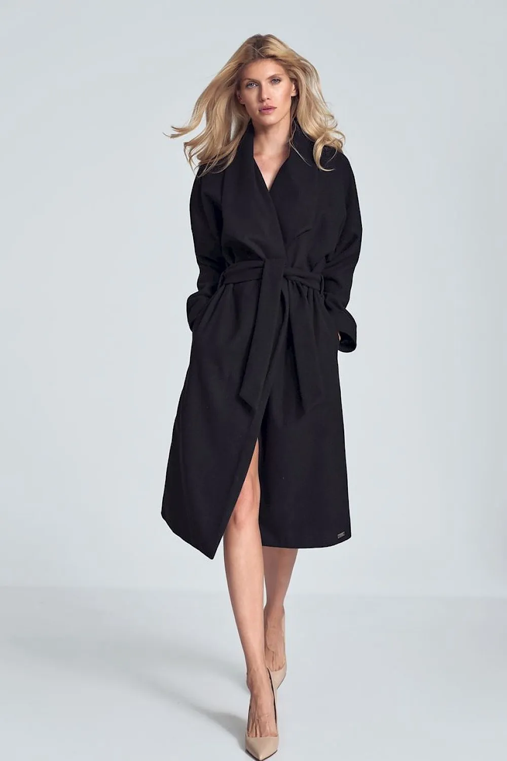 Black autumn coat, 7/8 length Figl