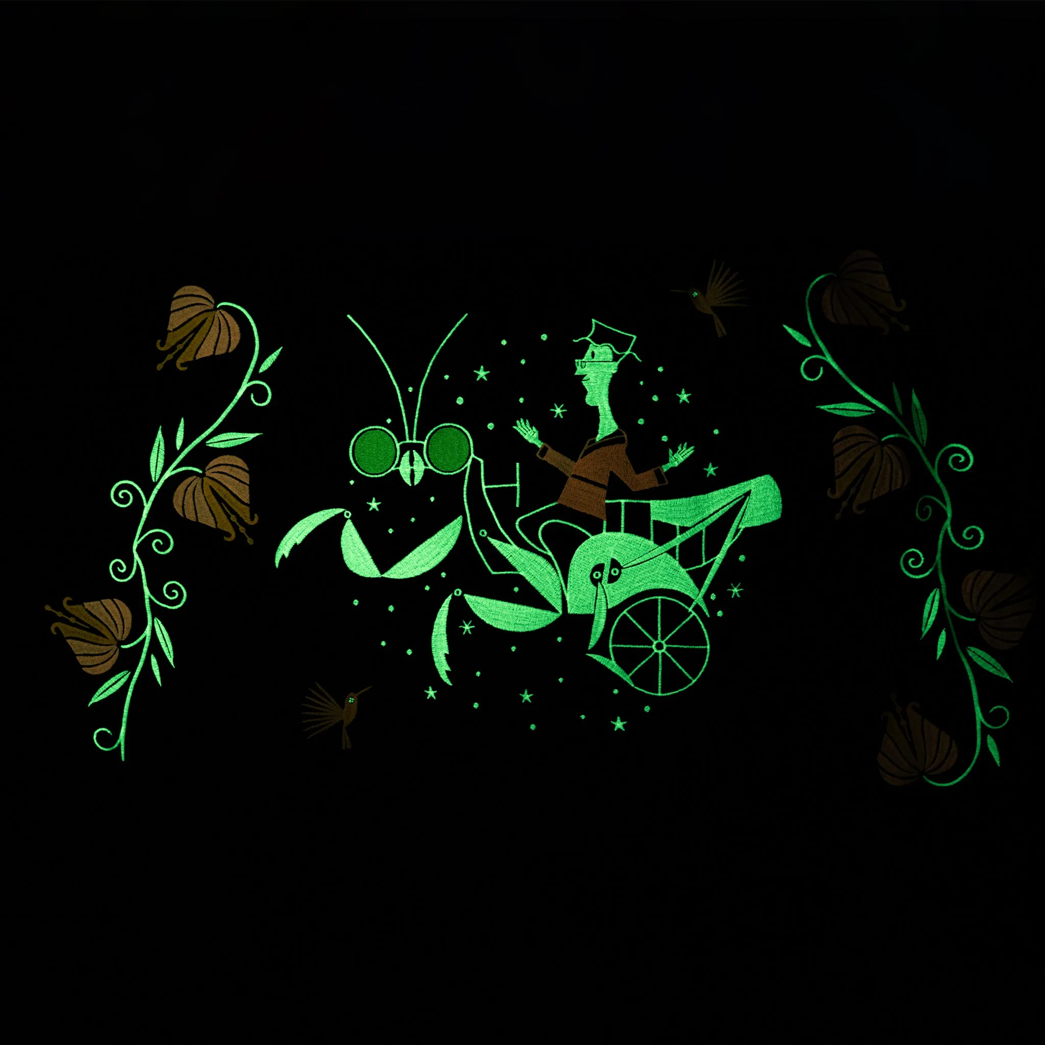 Dizzy Dreamer Glow In The Dark Pullover Hoodie