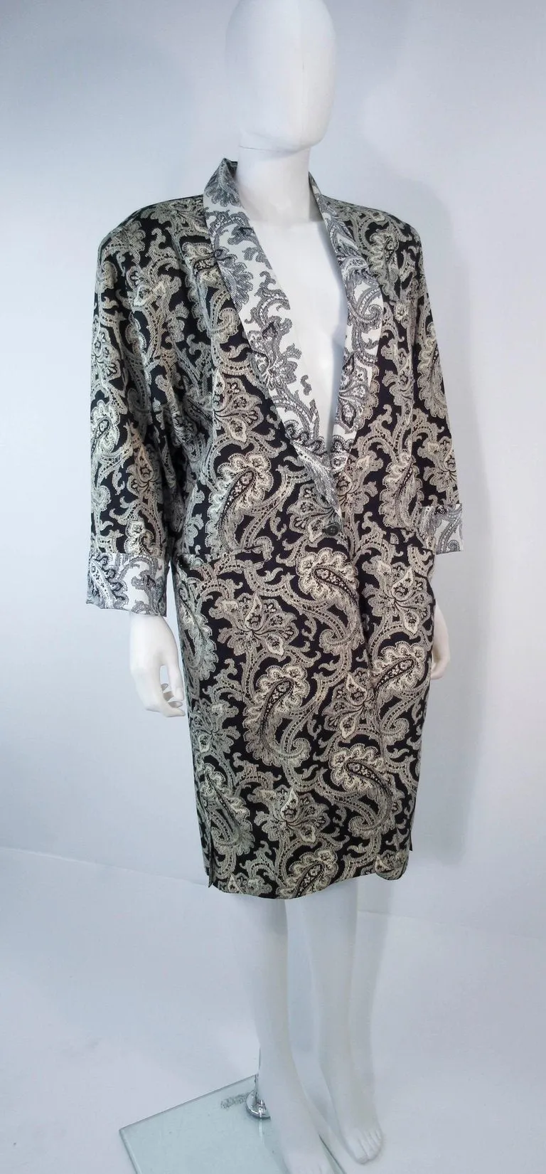 GIANNI VERSACE Vintage Black and White Venetian Coat Size 42