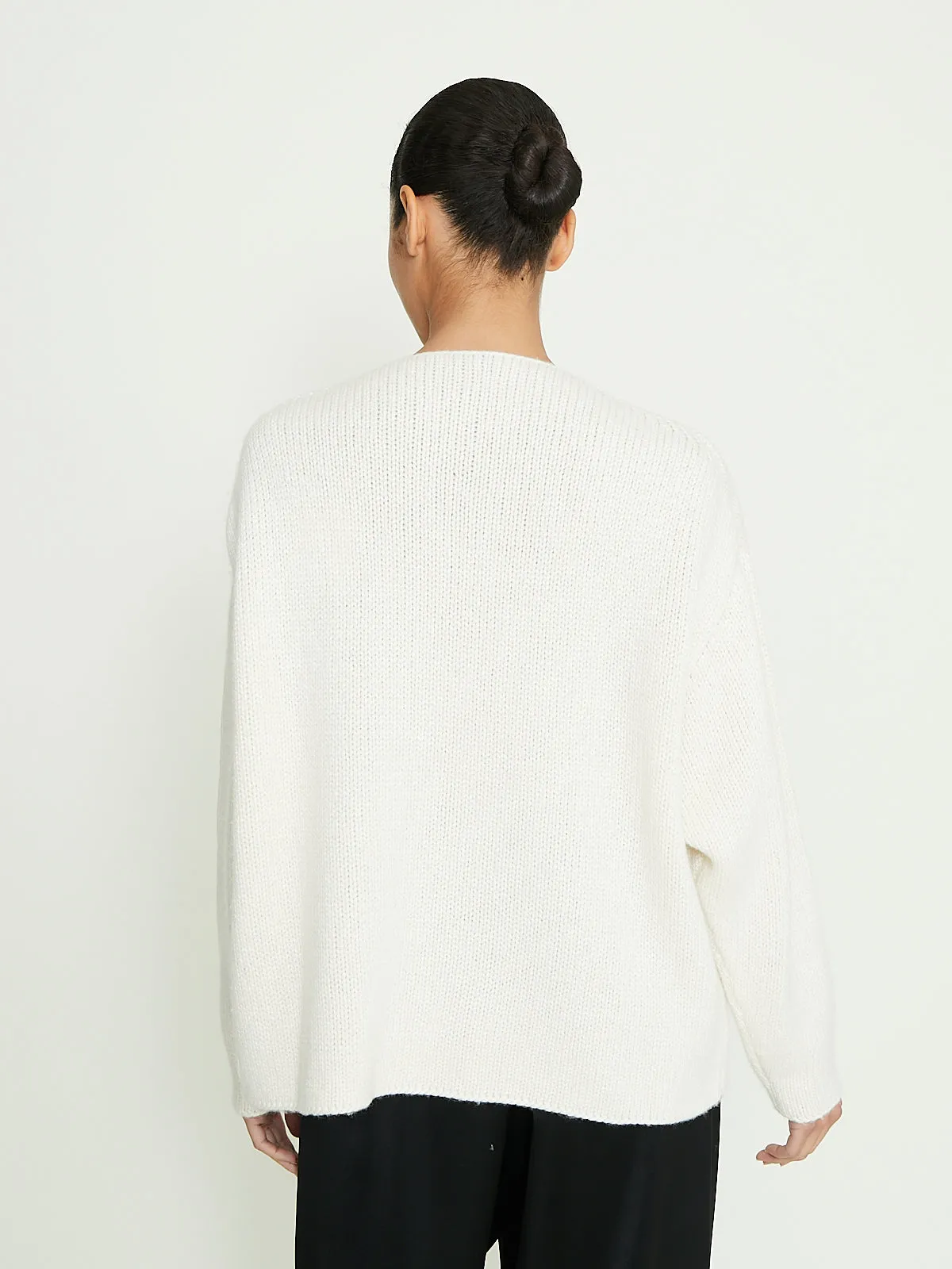 Jayden V-Neck Sweater in Cream