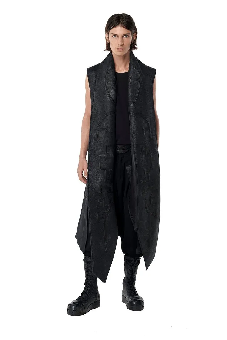 NASRANI SLEEVELESS LONG COAT