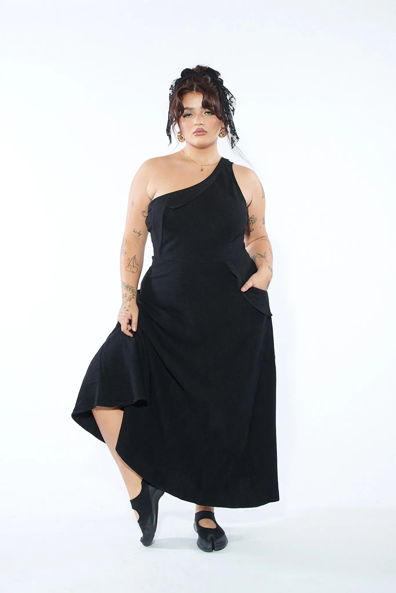 Step Sister Attack Gown Black